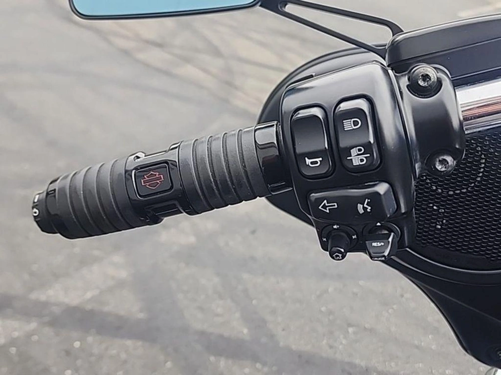 2017 Harley-davidson Flhxs - Street Glide® Special alt