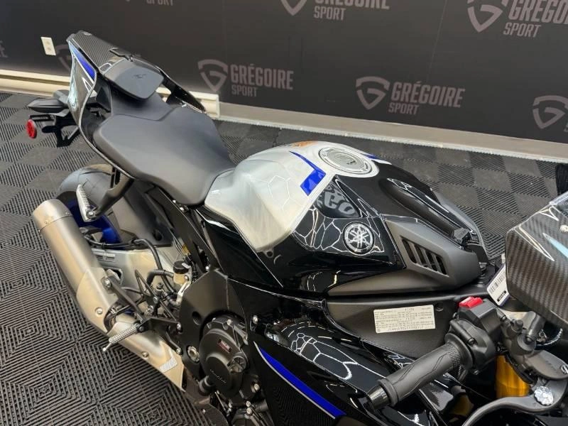 Yamaha Yzf-r1 Carbone 2026 alt