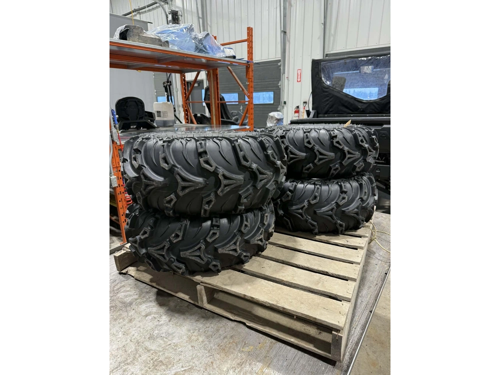 2019 Honda Pioneer 1000-3 3 Places alt