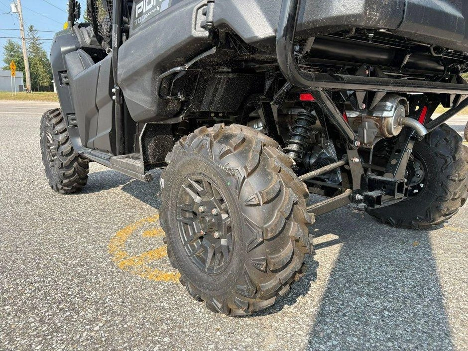 Honda Honda Pioneer 700 4 2025 alt