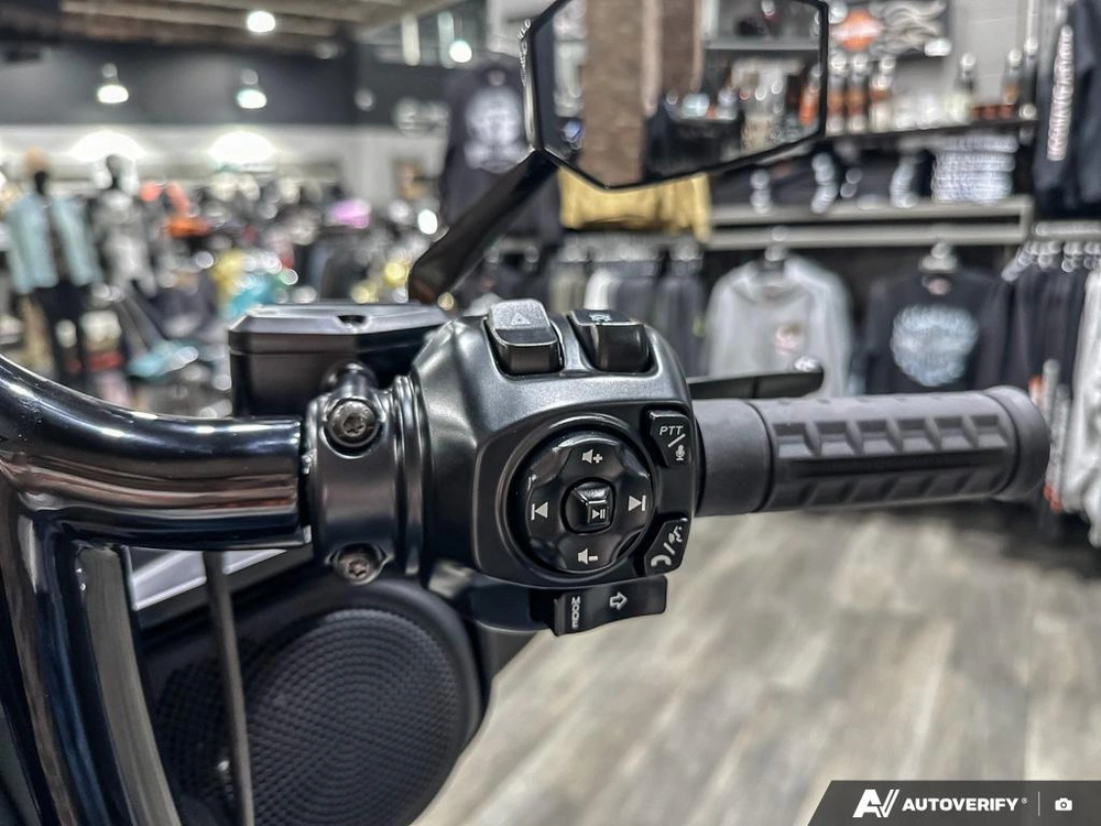 2026 Harley-davidson Street Glide alt