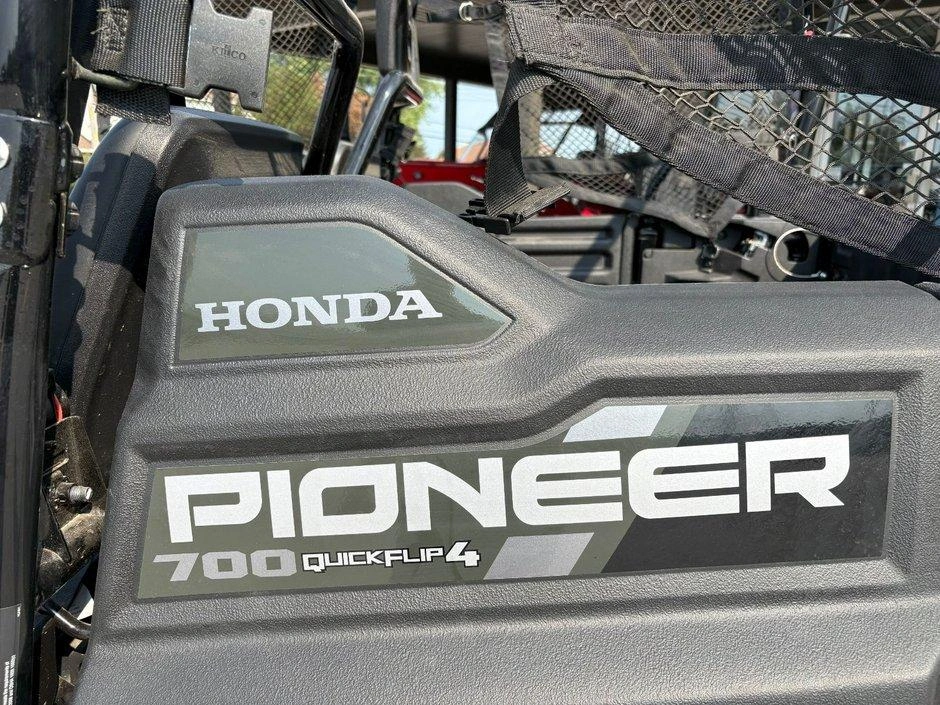 Honda Honda Pioneer 700 4 2025 alt