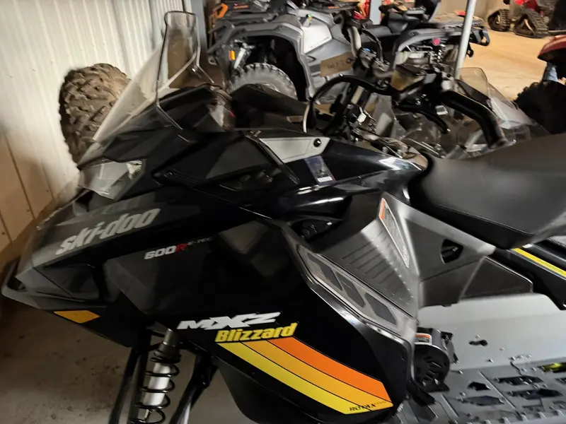 2019 Ski-Doo MXZ BLIZZARD 600R ETEC 129