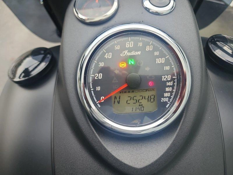 2019 Indian Motorcycle Springfield Dark Horse alt