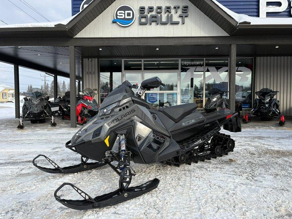 Polaris Polaris 850 Boost Assault Switchback 2025 alt