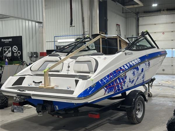 Yamaha Ar192 2015 alt