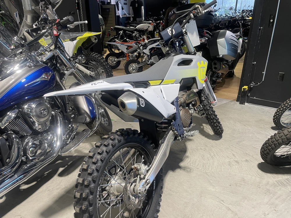 Husqvarna Fc 250 Demo 2024 alt