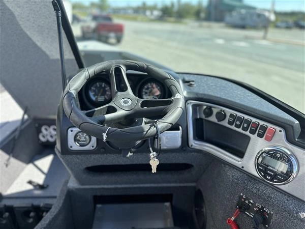 Lund Boat Co 1775 Impact Xs 2023 alt