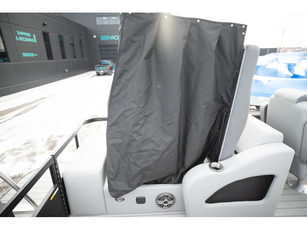 2026 Suncatcher Fusion 322ss alt