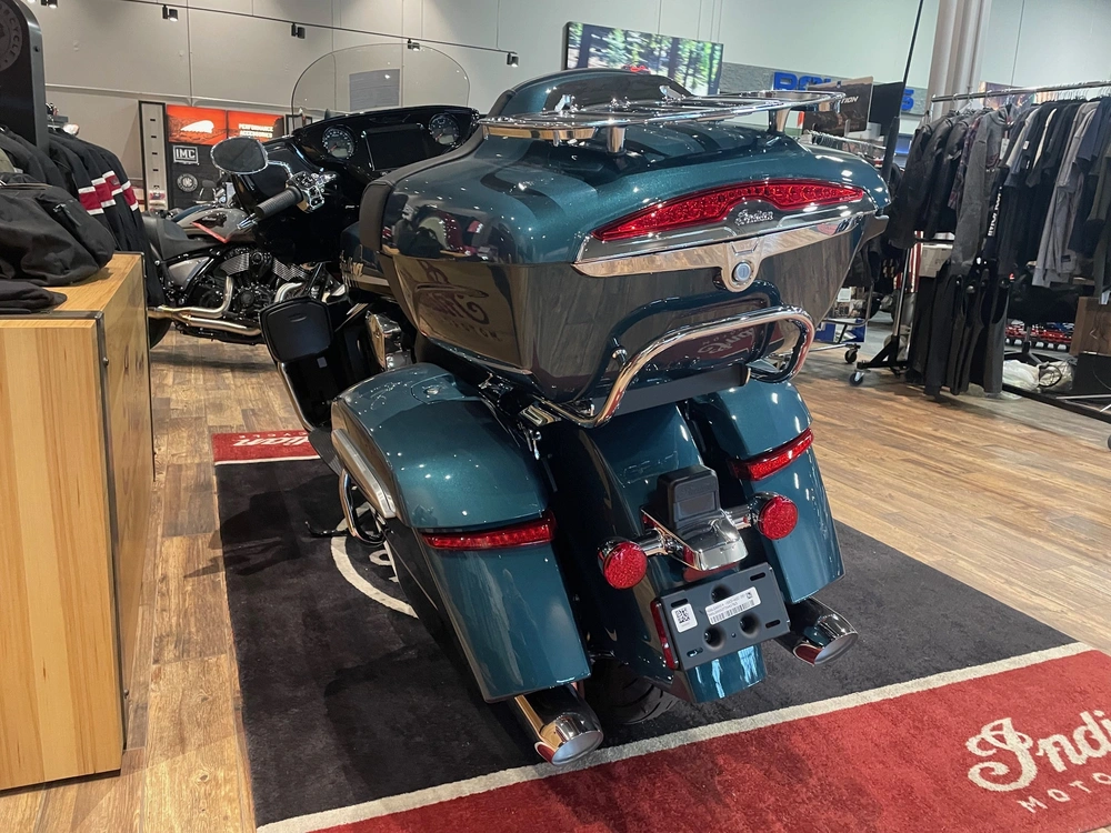 2026 Indian Motorcycle Roadmaster Pp Lt 112 - Green/blk Mtllc alt