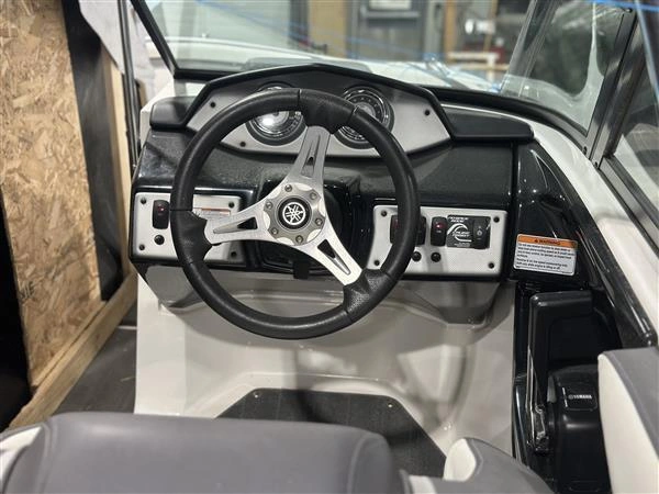 Yamaha Ar192 2015 alt