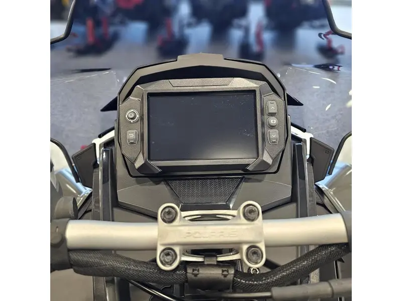 2025 Polaris 850 INDY VR1 137