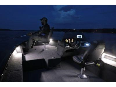 2026 Lund Boat Co 1875 Impact Xs Sport alt