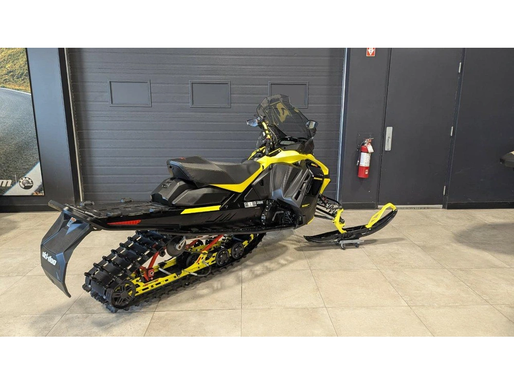 Ski-doo Renegade X 900 Turbo R Used 2022 alt