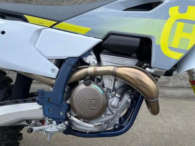 2024 Husqvarna FC 350 thumbnail 3