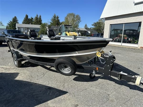 Lund Boat Co 1875 Alaskan Tiller 2024 alt