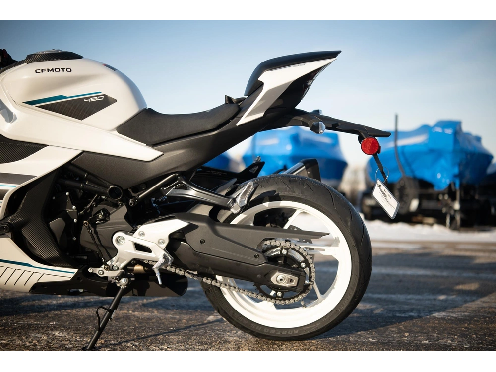 2026 Cfmoto 450ss alt