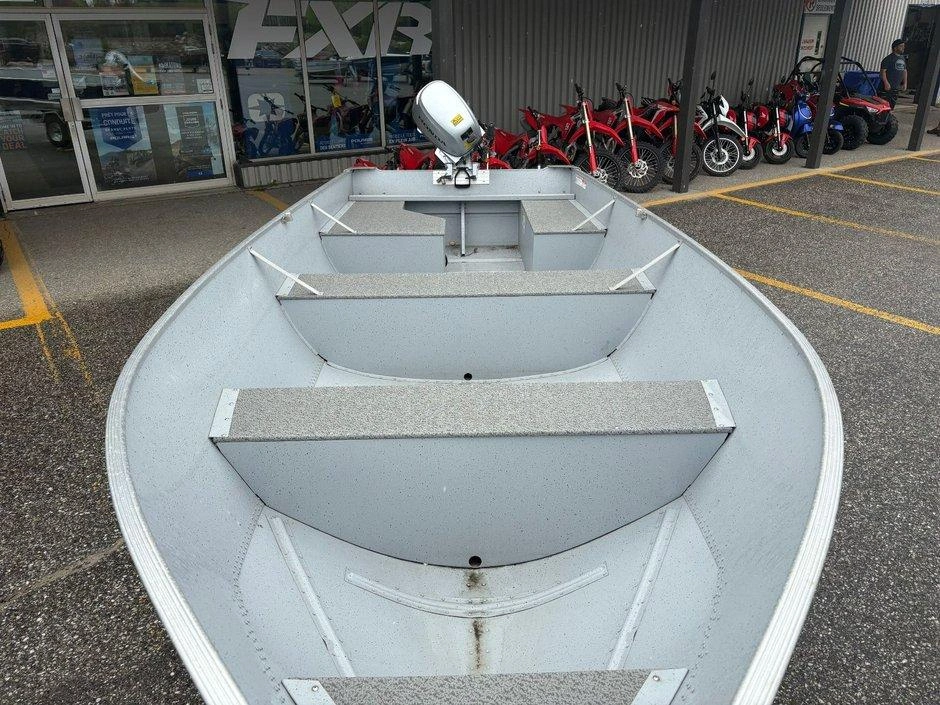 Crestliner Crestliner 1672 Outreach 2024 alt