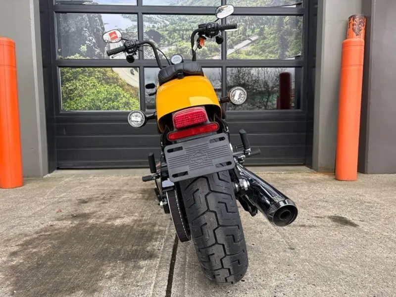 2025 Harley-Davidson FXBB - Street Bob® thumbnail 11
