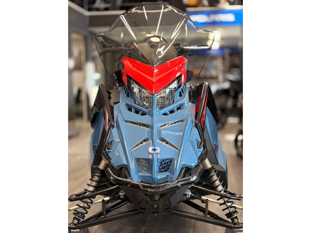 Polaris Prostar S4 Voyageur 146 2024 alt