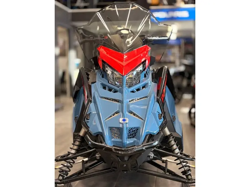 2024 Polaris PROSTAR S4 VOYAGEUR 146