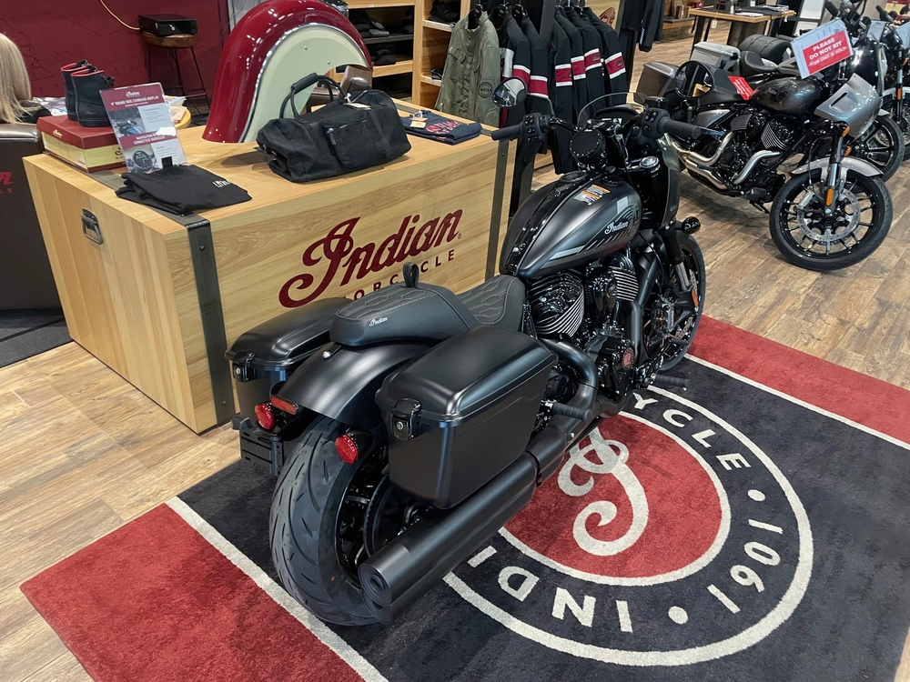 2025 Indian Motorcycle Sport Chief Rt - Black Smoke alt