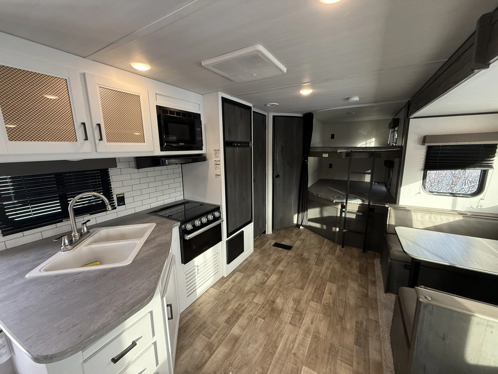 Autre Hi272bh 2022 alt