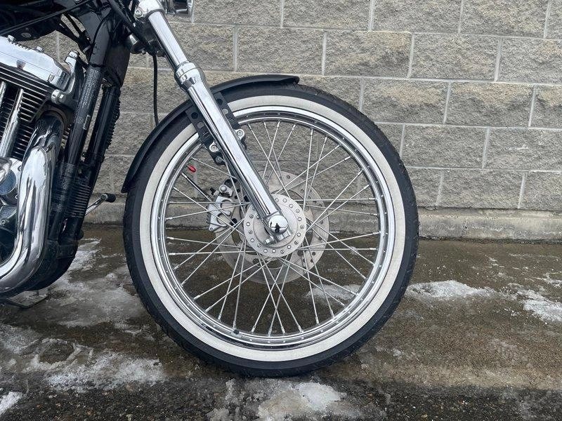 2013 Harley-davidson Xl1200v - Sportster® Seventy-two™ alt