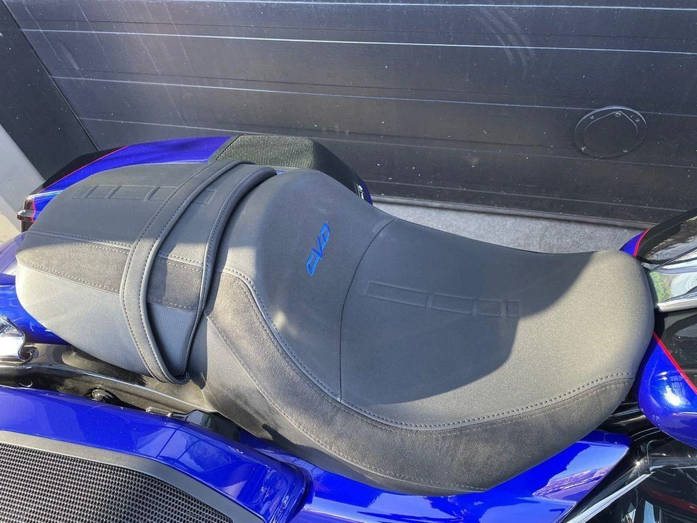 2025 Harley-davidson Fltrxse - Cvo™ Road Glide® alt