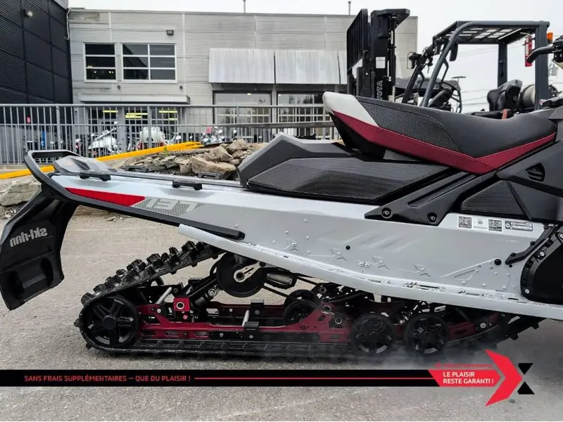 2024 Ski-Doo MXZ 850 XRS SMART SHOCK