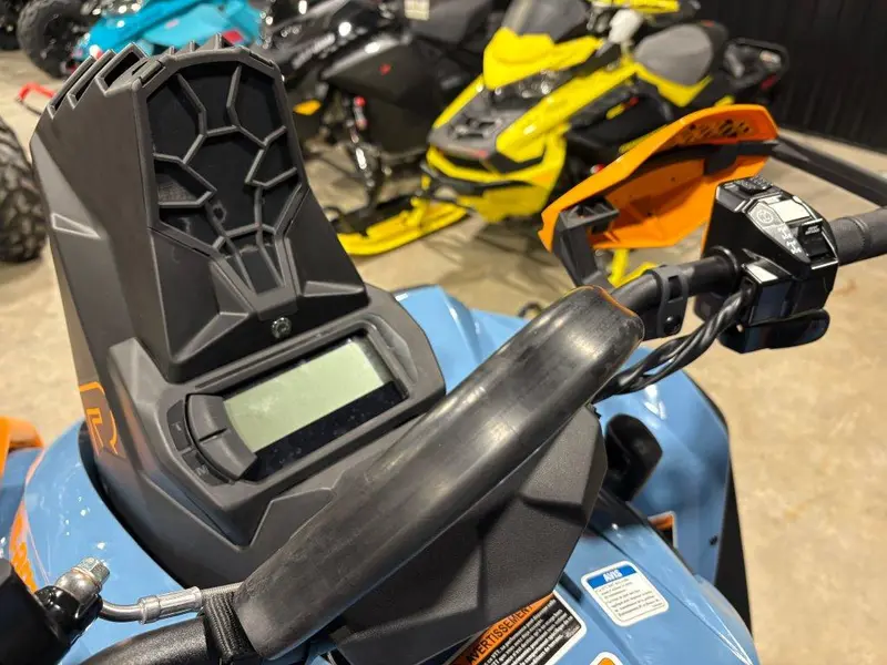 2026 Can-Am Renegade X mr 1000R thumbnail 11