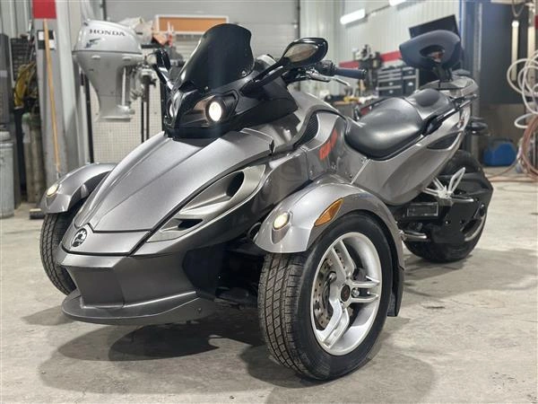 2011 Can-am Spyder Rs 990 alt