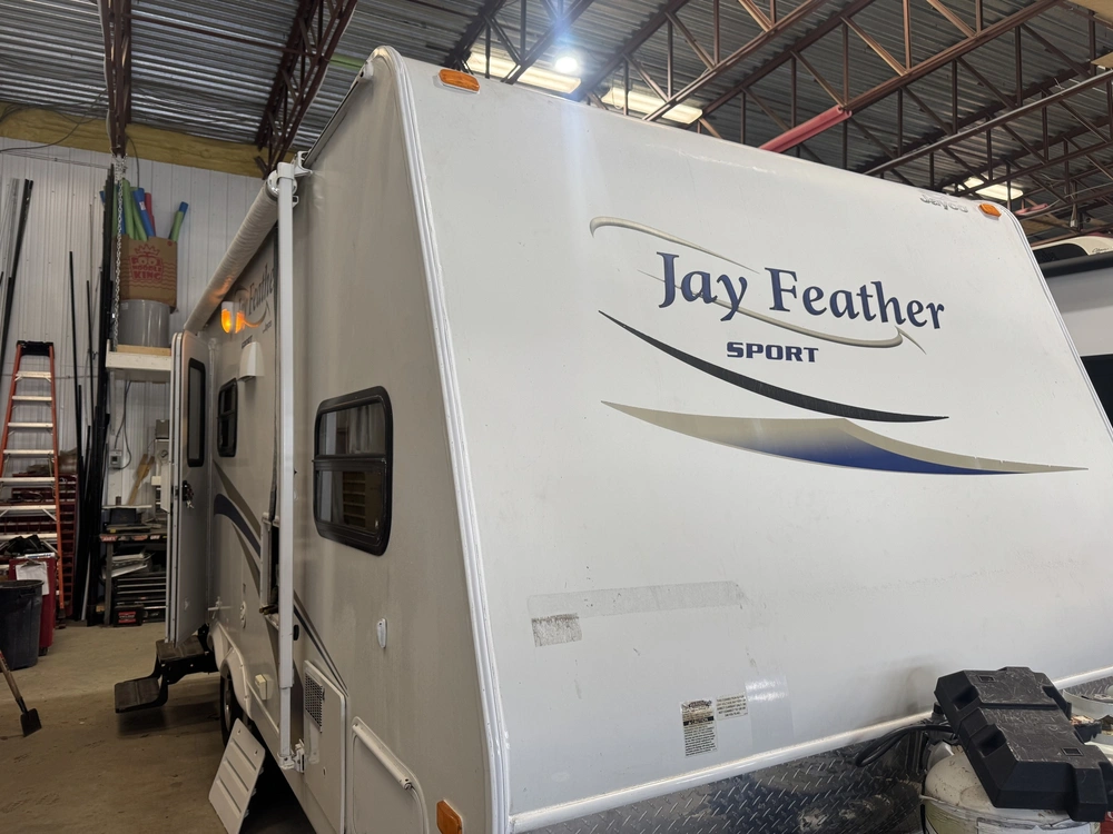 Jayco Jay Feather (tt) 197 2011 alt