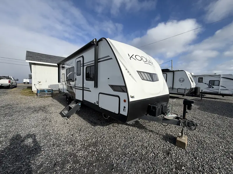 2022 Kodiak 227BH