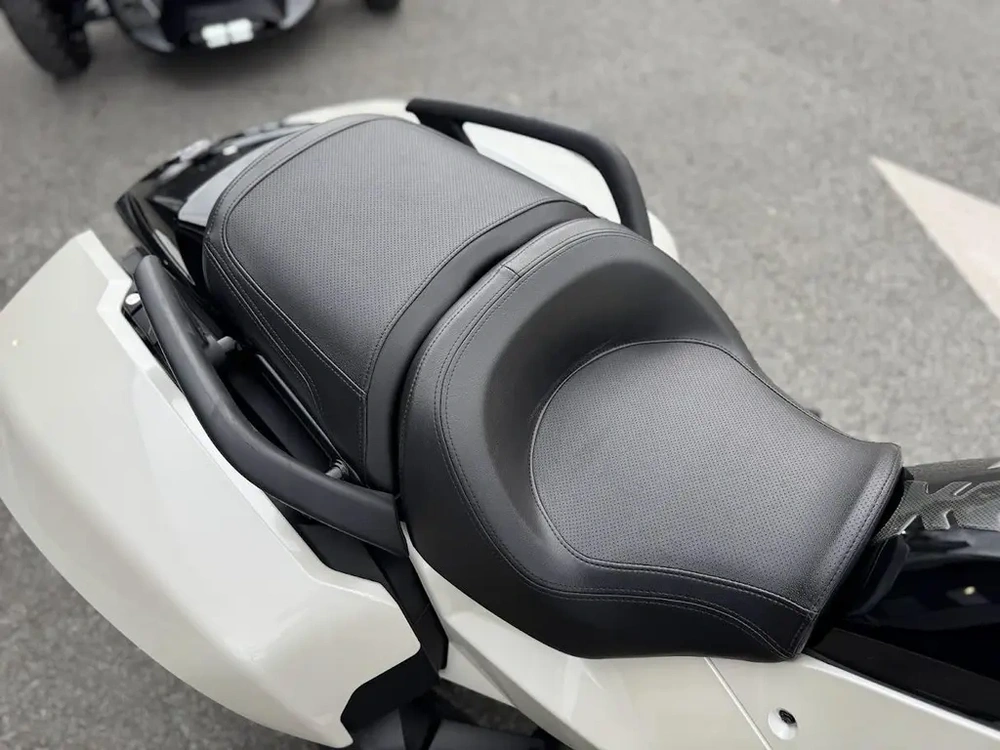 Can-am F3-t 2025 alt