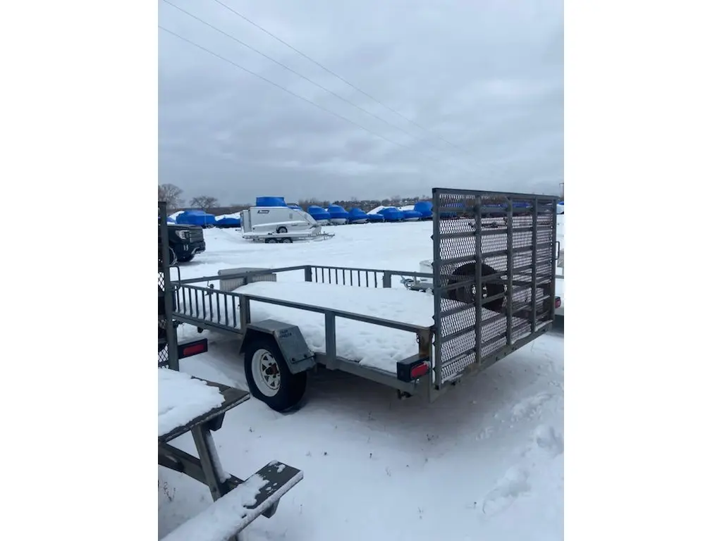 2011 Easy Hauler 7x12' Easy Hauler trailer 