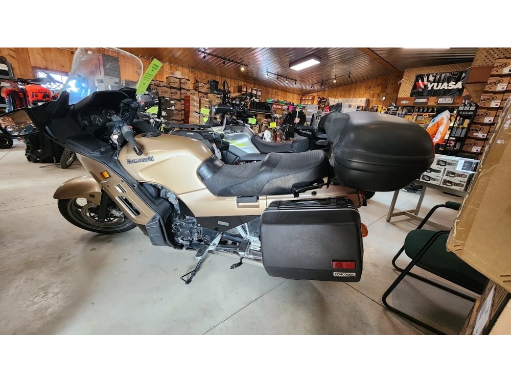 2005 Kawasaki Concours 1000 alt