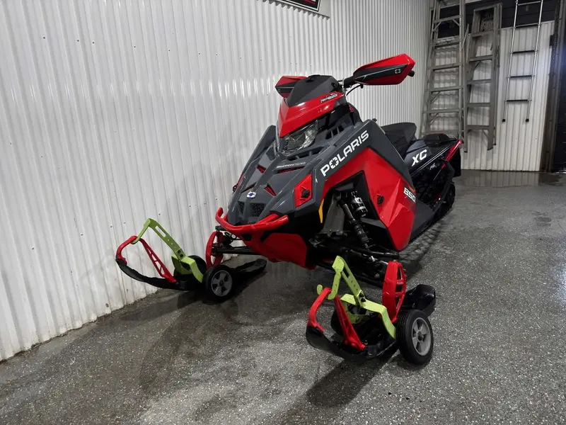 2024 Polaris 850 Switchback XC 146 **GARANTIE POLARIS 2027!!**