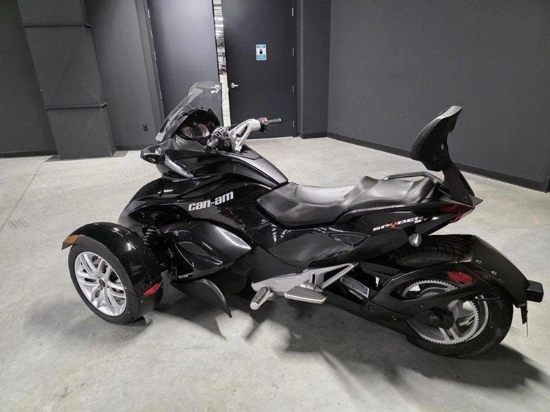 Can-am Spyder St 2013 alt