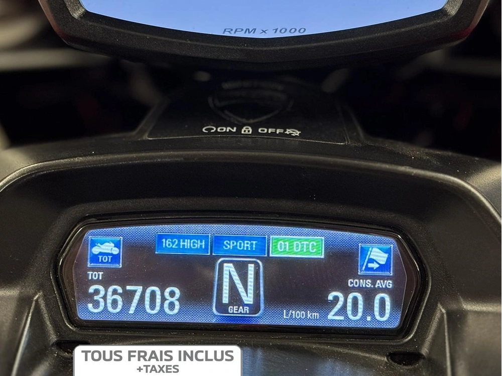 Ducati Diavel Corse 2013 alt