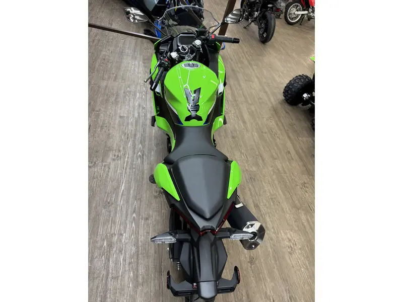 2026 Kawasaki Ninja 500 SE ABS KRT