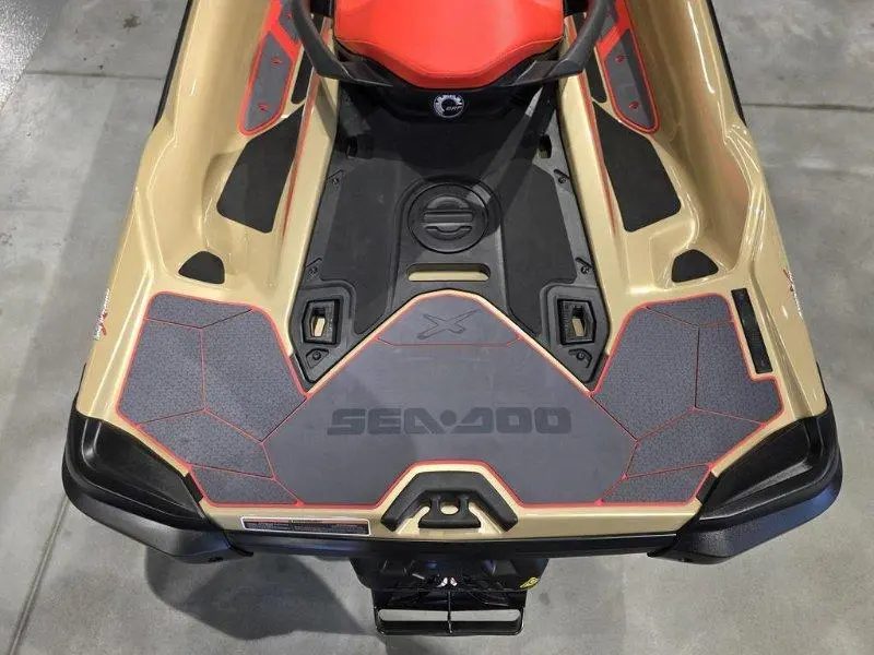 2025 Sea-Doo RXT-X 325 S/S 2025 thumbnail 10