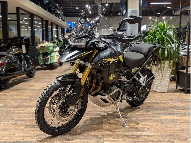 2026 Triumph Tiger 1200 Desert Edition // Satin Granite