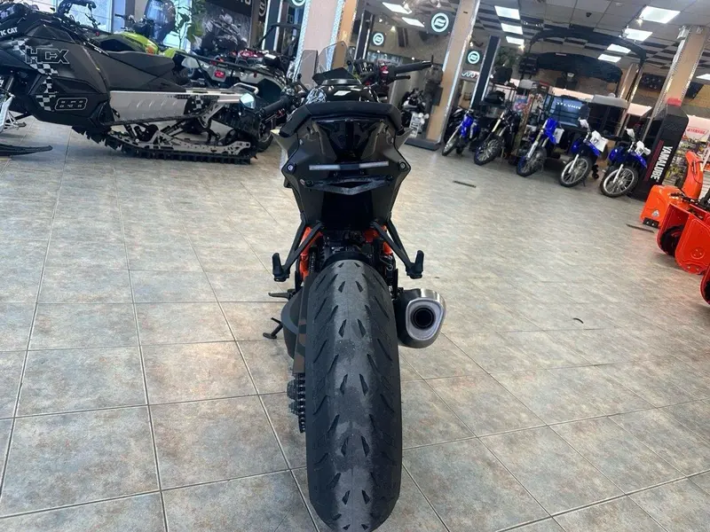 2020 KTM SUPER DUKE 1290R thumbnail 5