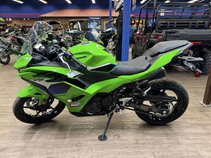 2026 Kawasaki Ninja 500 SE ABS KRT