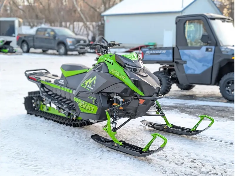 2025 Arctic Cat MOUNTAIN 600 146 SP - ES M6 - M600 catalyst SNO PRO - ELECTRIC START 2.6pc