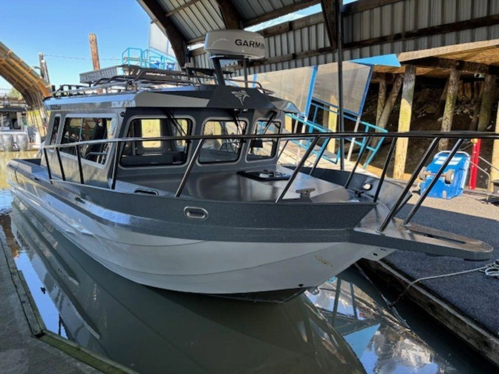 2026 Kingfisher 3025 Xrs alt