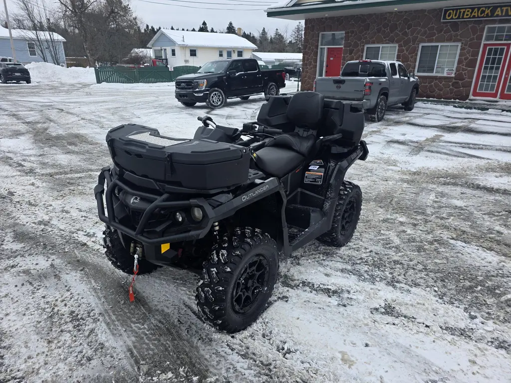 2017 Can-Am OUTLANDER XT 1000R MAX
