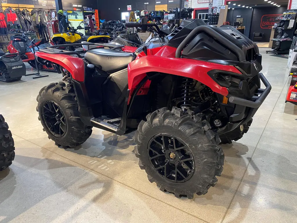 2023 Can-Am Outlander XMR 700