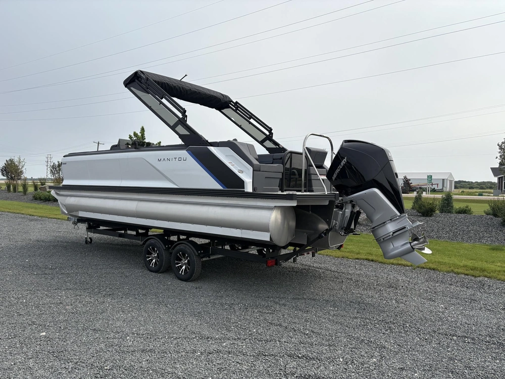 2025 Manitou Explore 24 Switchback Trifold 300 Mercury & Trailer alt